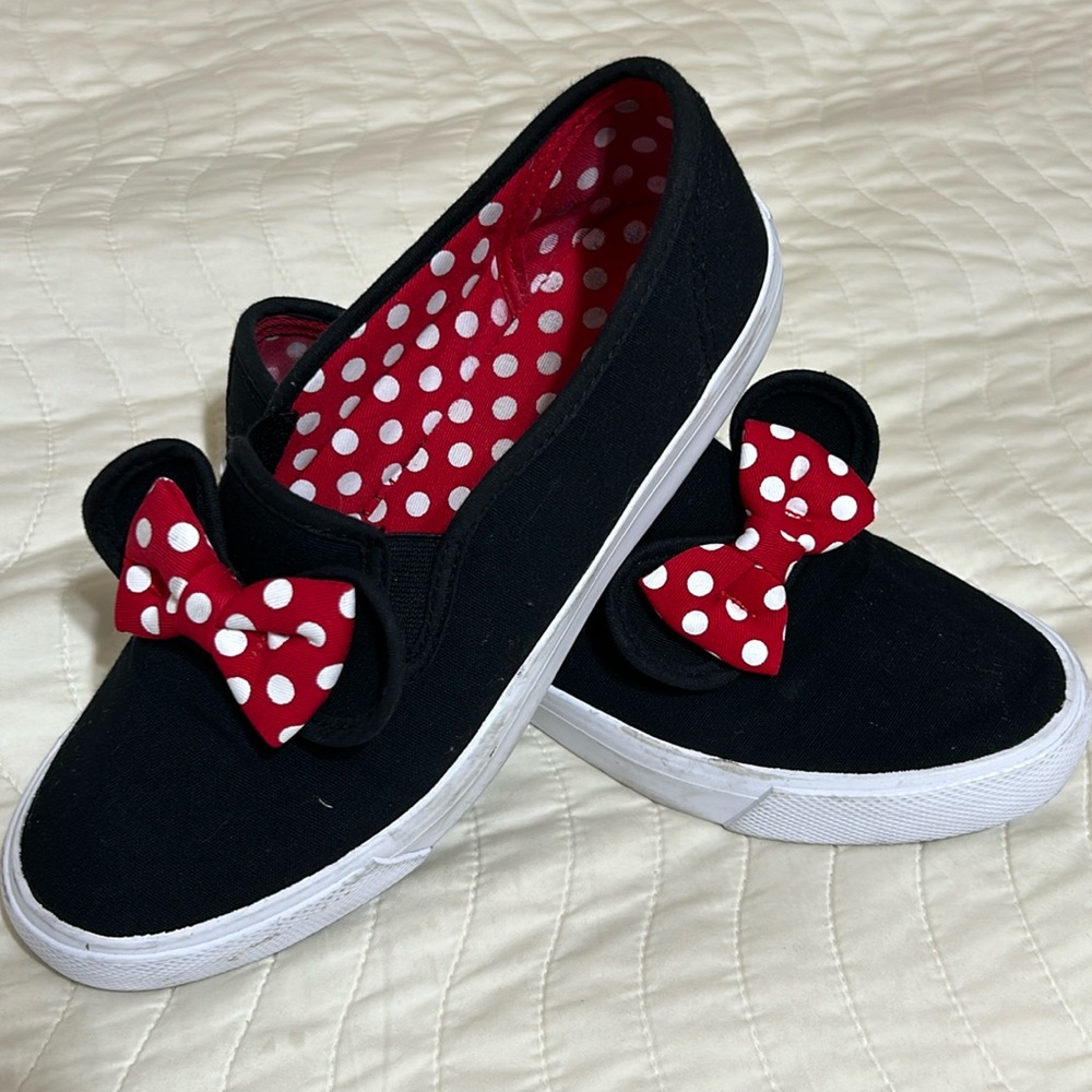 Minnie mouse shoes